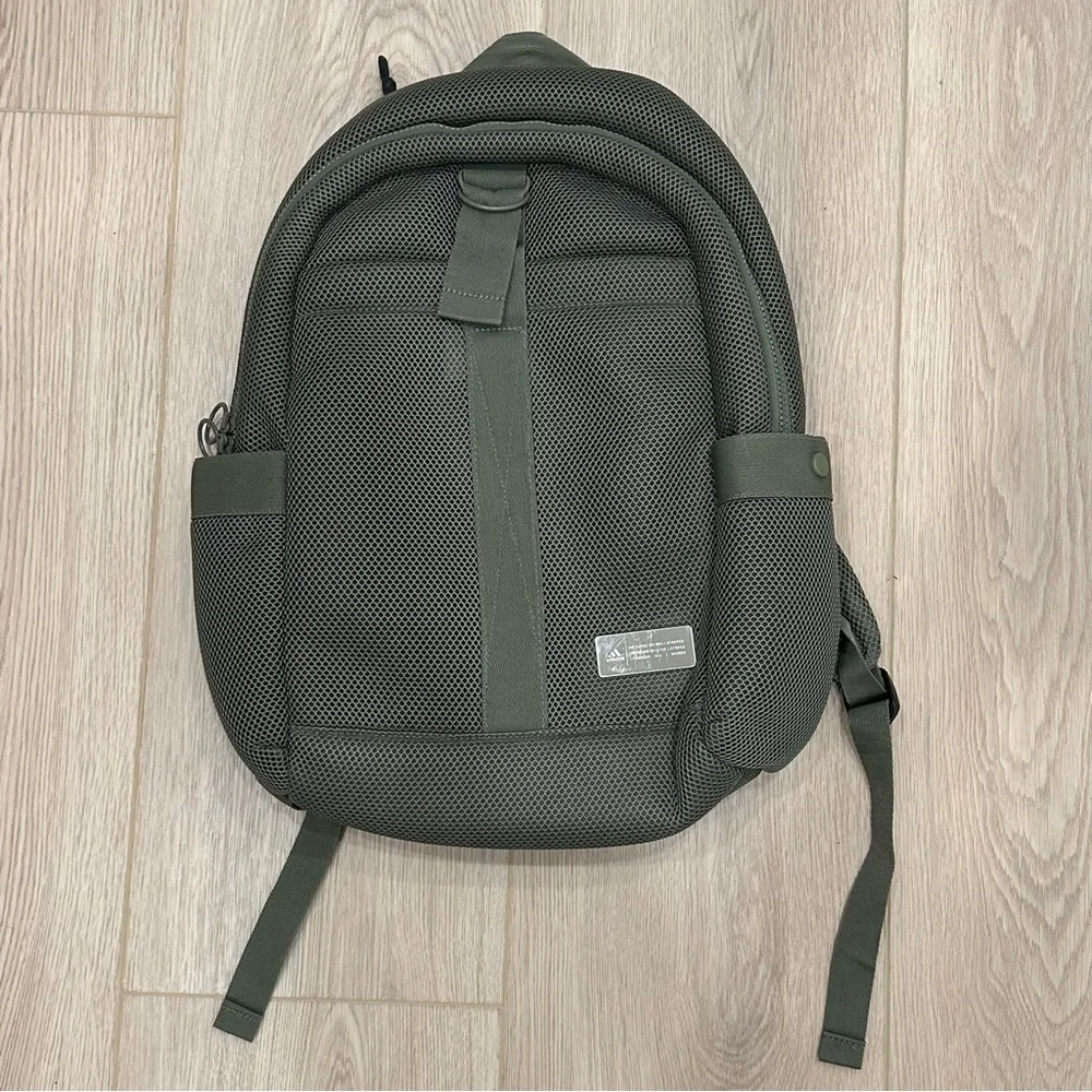 EUC Adidas Mesh Backpack - Picture 2 of 9